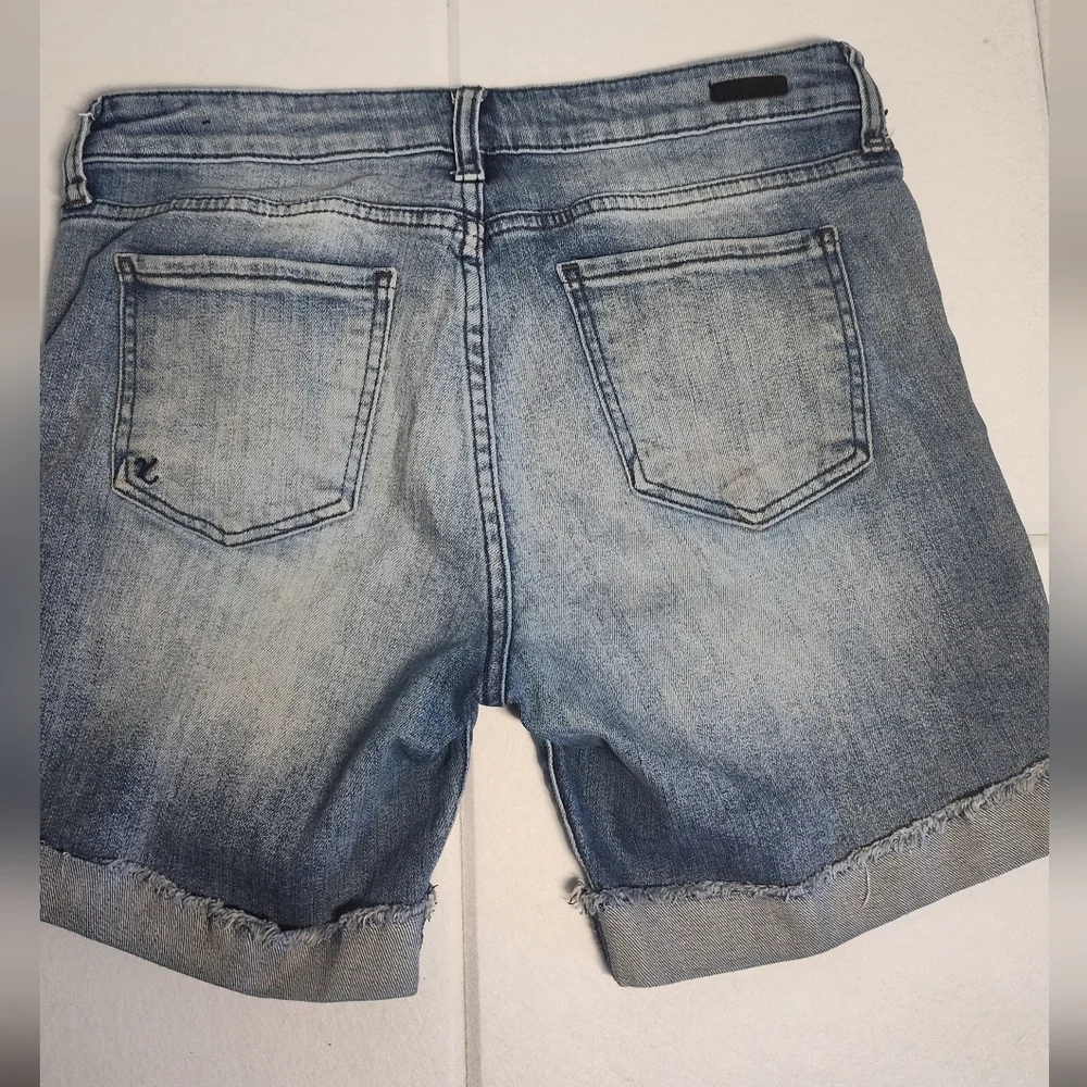 Kut from the Kloth stylish denim